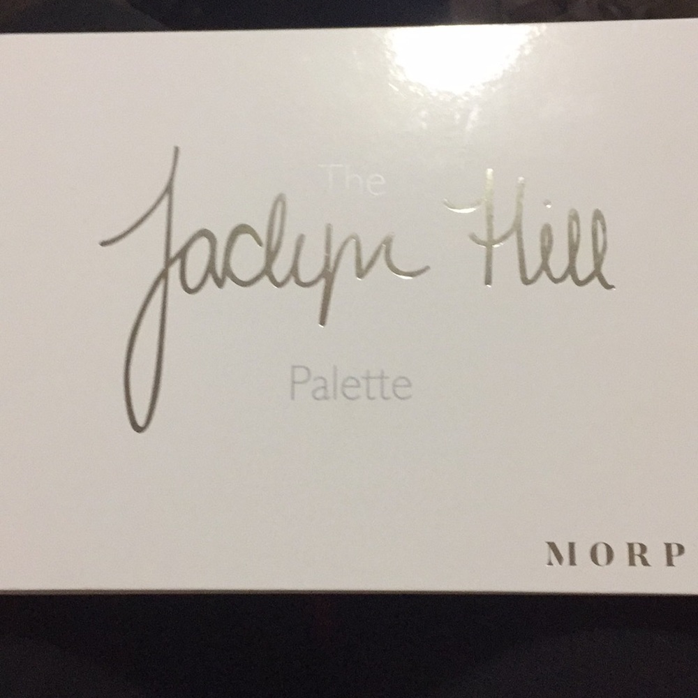 The Jaclyn hill makeup pallet
